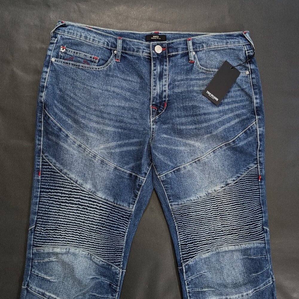 $204 True Religion Rocco Men`s Size 36x32 Moto Relaxed Skinny Denim Blue Jeans
